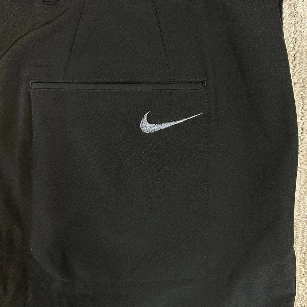 Nike Golf Men's 38 (W40) Black Dri-Fit Shorts Flat Front Pockets Stretch 10